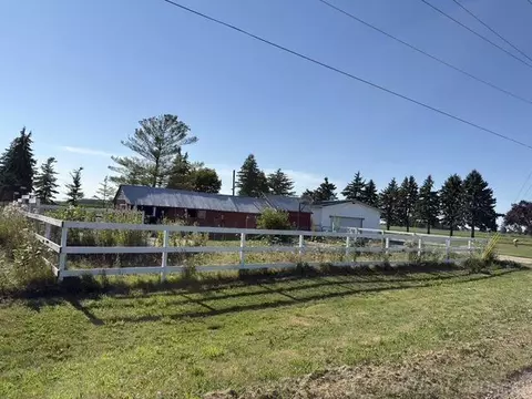 Exterior - 1995 Range Line, Deckerville, MI 48427 photo 6 of 18