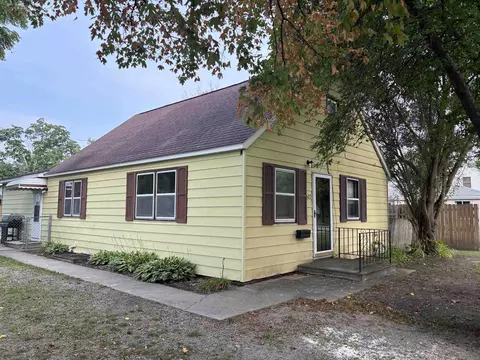 602 Third, Essexville, MI 48732