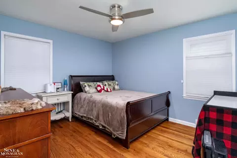Bedroom - 493-495 Saint Clair, Grosse Pointe, MI 48230 photo 3 of 3