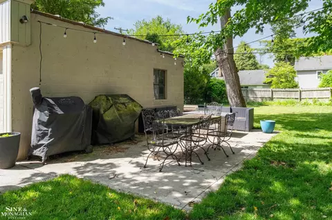 Exterior - 493-495 Saint Clair, Grosse Pointe, MI 48230 photo 5 of 13