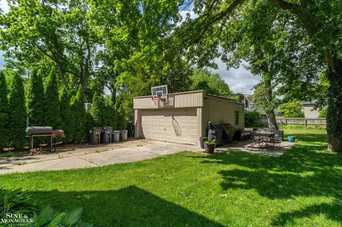 Exterior - 493-495 Saint Clair, Grosse Pointe, MI 48230 photo 3 of 13