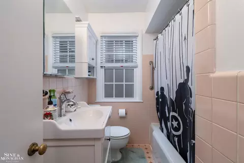 Bath - 493-495 Saint Clair, Grosse Pointe, MI 48230 photo 1 of 1