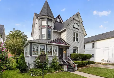 911 Mckinley, Bay City, MI 48708