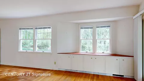 Bedroom - 1702 Overhill, Flint, MI 48503 photo 1 of 5