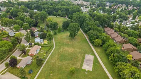 View/Area - 868 Watson, Saline, MI 48176 photo 4 of 7