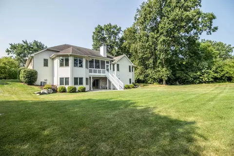 Exterior - 2539 Rushbrook, Flushing, MI 48433 photo 4 of 20