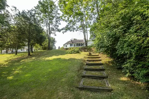 Exterior - 2539 Rushbrook, Flushing, MI 48433 photo 9 of 20