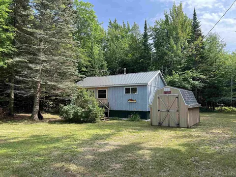22471 E Martin, Grand Marais, MI 49839