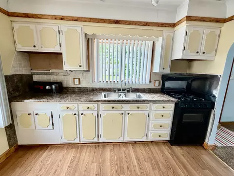 Kitchen - 111 6th, Pinconning, MI 48650 photo 1 of 2