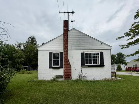 Exterior - 111 6th, Pinconning, MI 48650 photo 4 of 5