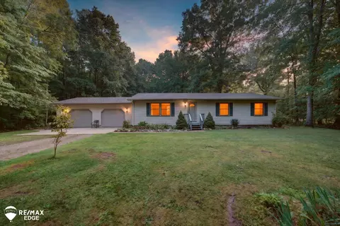 4883 Little Cedar Crk, Attica, MI 48412