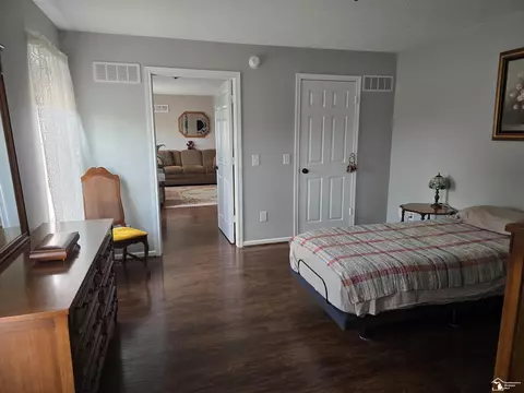 Bedroom - 10301 Hoffman, Maybee, MI 48159 photo 1 of 4
