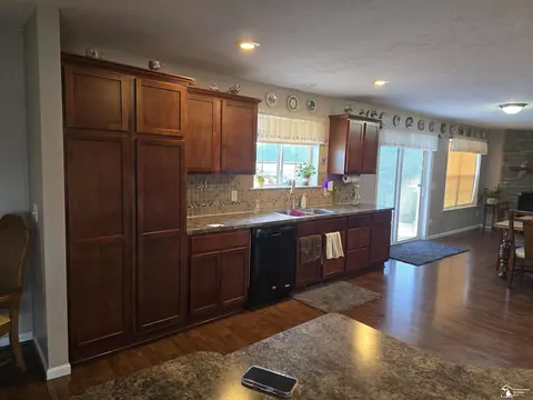 Kitchen - 10301 Hoffman, Maybee, MI 48159 photo 2 of 2