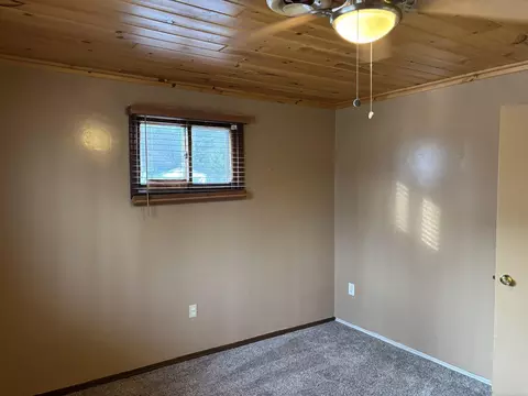 Bedroom - 2901 Cathy, Harrison, MI 48625 photo 4 of 6