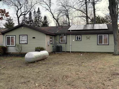 Exterior - 2901 Cathy, Harrison, MI 48625 photo 2 of 13
