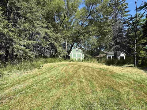 Exterior - 1114 Willow, Gladstone, MI 49837 photo 6 of 8