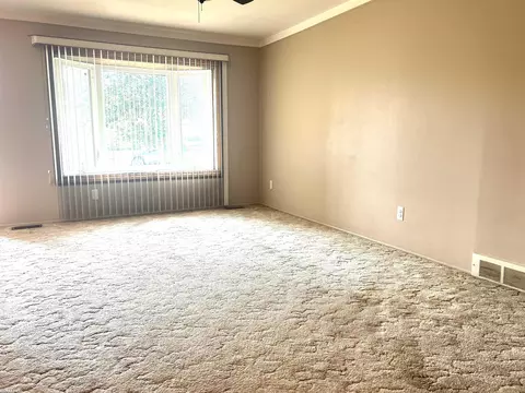 Living - 14057 Edison, Warren, MI 48088 photo 2 of 3