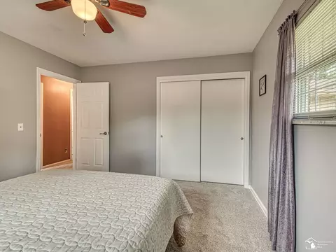 Bedroom - 7524 Tarra, Temperance, MI 48182 photo 2 of 6