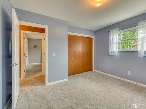 Bedroom - 7524 Tarra, Temperance, MI 48182 photo 6 of 6