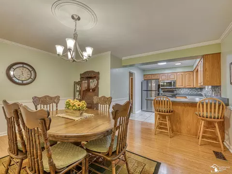 Dining - 7524 Tarra, Temperance, MI 48182 photo 4 of 4