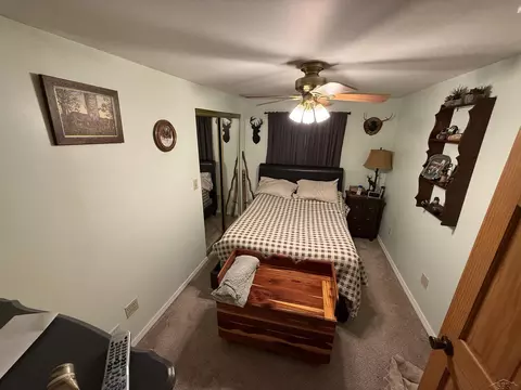 Bedroom - 3422 E Pinecrest, Gladwin, MI 48624 photo 3 of 4