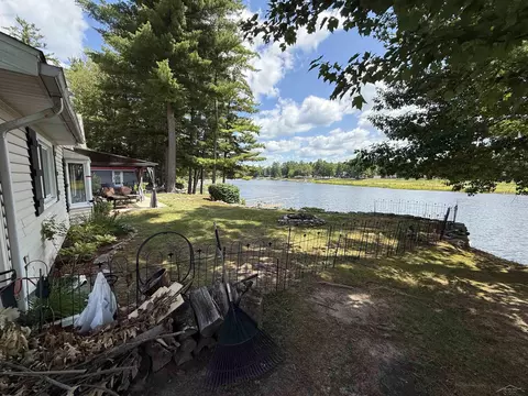 Exterior - 3422 E Pinecrest, Gladwin, MI 48624 photo 10 of 12