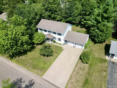 View/Area - 1550 Cypress, Ishpeming, MI 49849 photo 1 of 2