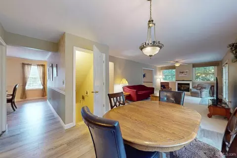 Dining - 1550 Cypress, Ishpeming, MI 49849 photo 3 of 7