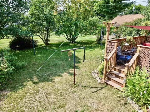 Exterior - 828 Michigan St, Ishpeming, MI 49849 photo 7 of 15