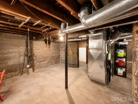 Other - 828 Michigan St, Ishpeming, MI 49849 photo 6 of 11