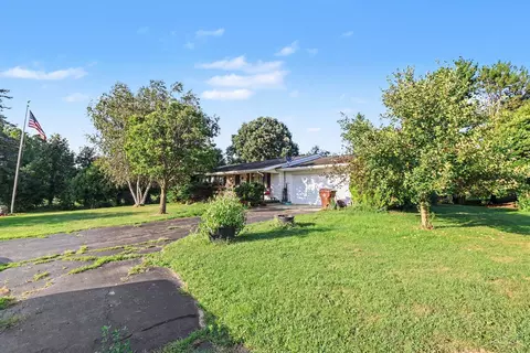 Exterior - 6749 Rives Jct, Jackson, MI 49201 photo 2 of 5
