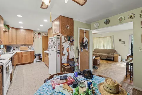 Kitchen - 6749 Rives Jct, Jackson, MI 49201 photo 3 of 3