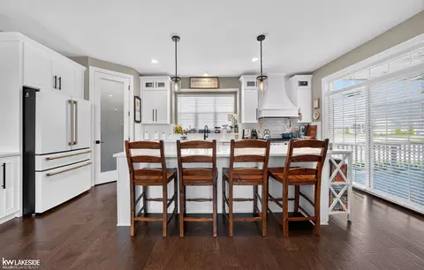 Kitchen - 19376 Ryan, Macomb, MI 48042 photo 3 of 5