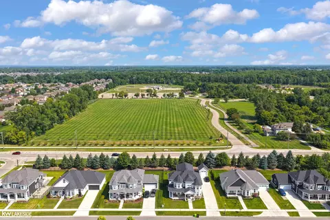 View/Area - 19376 Ryan, Macomb, MI 48042 photo 6 of 11