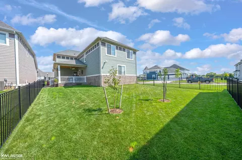Exterior - 19376 Ryan, Macomb, MI 48042 photo 15 of 17