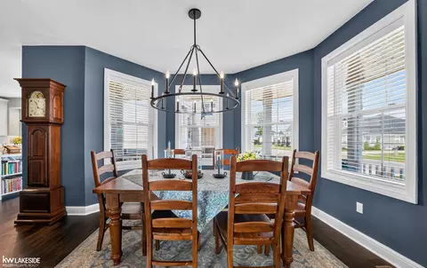 Dining - 19376 Ryan, Macomb, MI 48042 photo 2 of 6