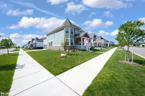 Exterior - 19376 Ryan, Macomb, MI 48042 photo 3 of 17