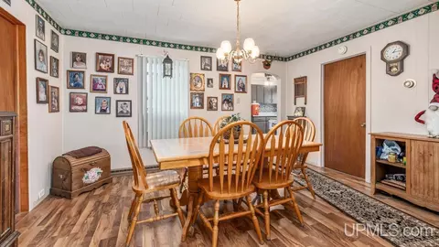 Dining - 607 Tobin, Channing, MI 49815 photo 2 of 2