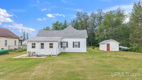 Exterior - 607 Tobin, Channing, MI 49815 photo 4 of 6
