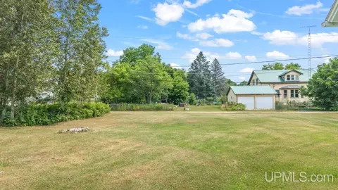 Exterior - 607 Tobin, Channing, MI 49815 photo 5 of 6