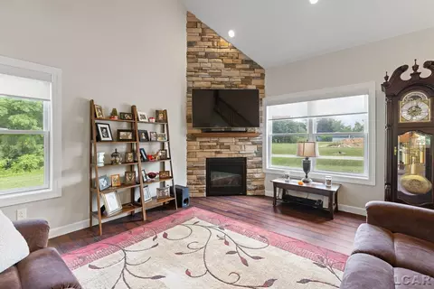 Living - 3326 Pender, Adrian, MI 49221 photo 2 of 3