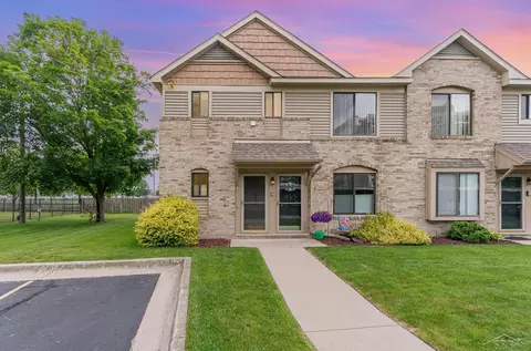 301 S Walnut, Bay City, MI 48706