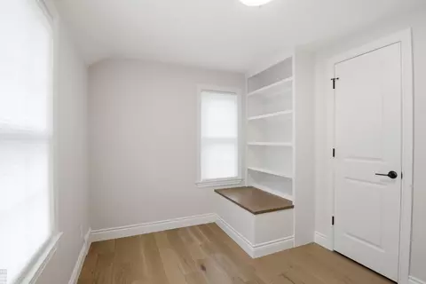 Bedroom - 1342 Hollywood, Grosse Pointe Woods, MI 48236 photo 1 of 6