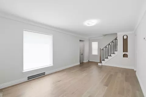 Living - 1342 Hollywood, Grosse Pointe Woods, MI 48236 photo 4 of 4