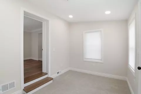 Entry Way - 1342 Hollywood, Grosse Pointe Woods, MI 48236 photo 2 of 4