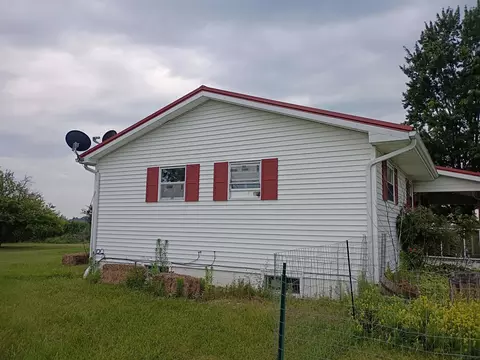 Exterior - 16463 Geddes, Hemlock, MI 48626 photo 1 of 6