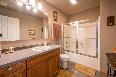 Bath - 1780 Castleview #49, Gladwin, MI 48624 photo 7 of 7