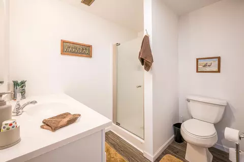 Bath - 1780 Castleview #49, Gladwin, MI 48624 photo 1 of 7