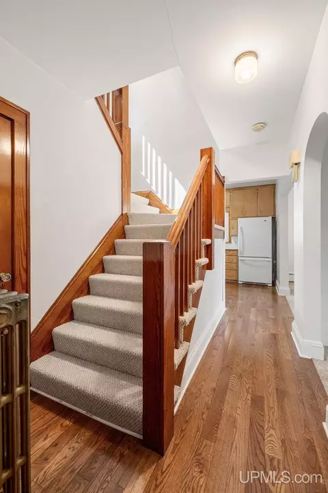 Entry Way - 200 E Main, Negaunee, MI 49866 photo 2 of 2