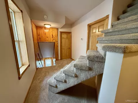 Entry Way - 306 W Ely, Ishpeming, MI 49849 photo 2 of 2